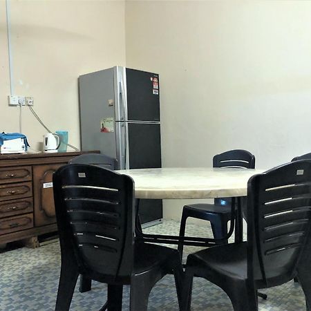Little Cozy Homestay Kota Bharu Extérieur photo
