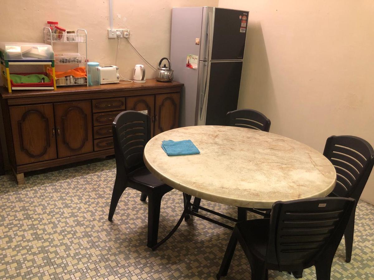 Little Cozy Homestay Kota Bharu Extérieur photo